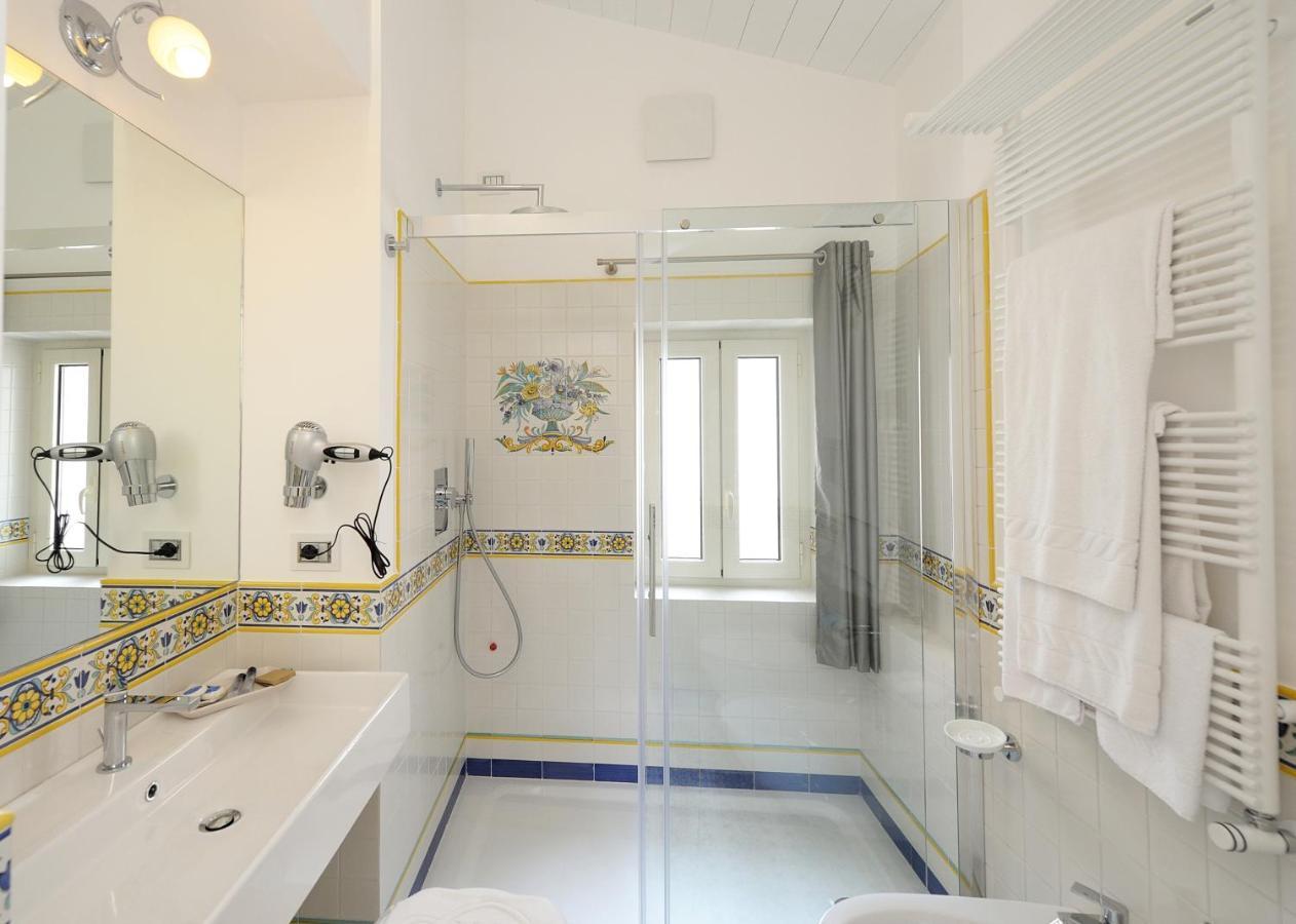 Boutique Gimagi Hotel Amalfi Exterior photo