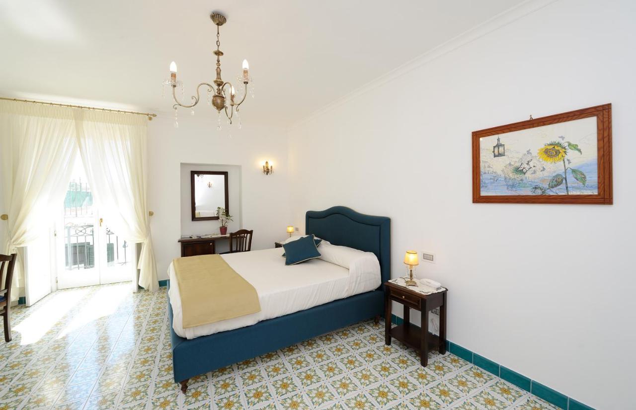 Boutique Gimagi Hotel Amalfi Exterior photo